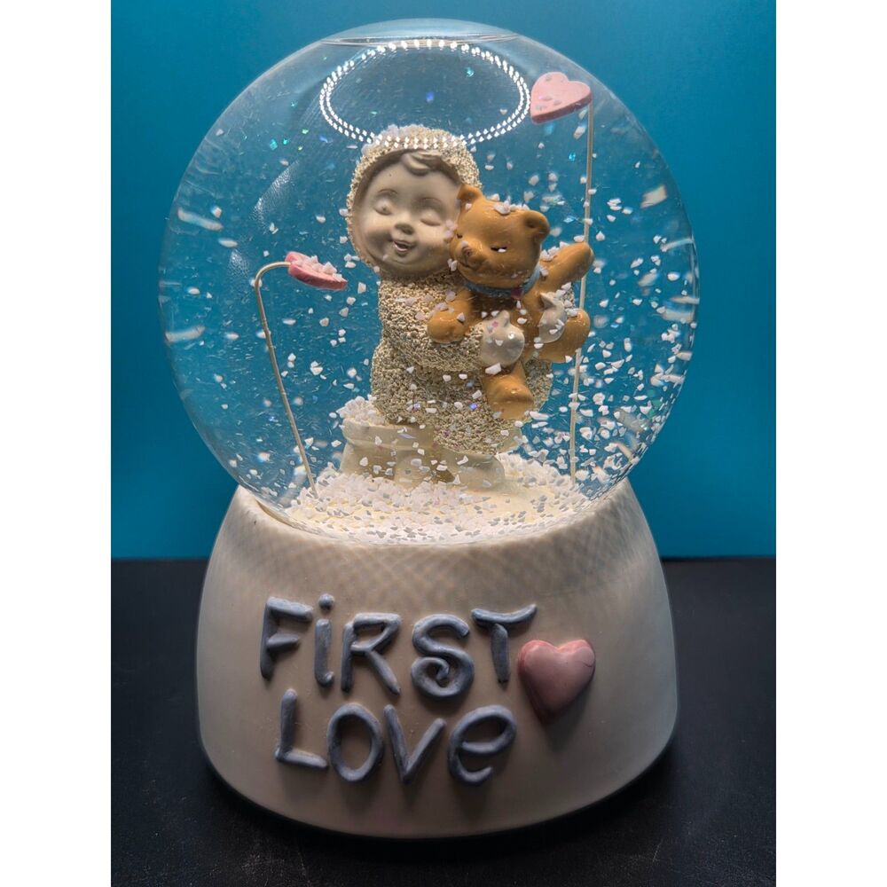 Department 56 Snowbabies 5.5" Musical Snow Globe First Love